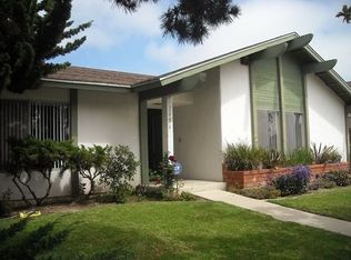 2086 Rhonda St, Oxnard, CA 93036