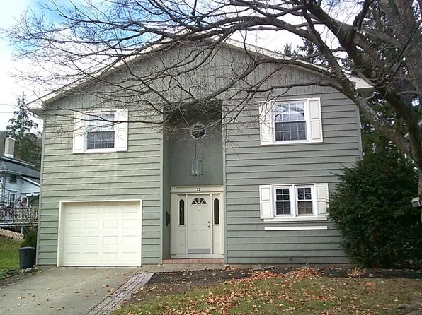 22 Sherwood St, Wellsboro, PA 16901