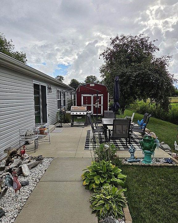 1st image of 2876 Hyde Park #190