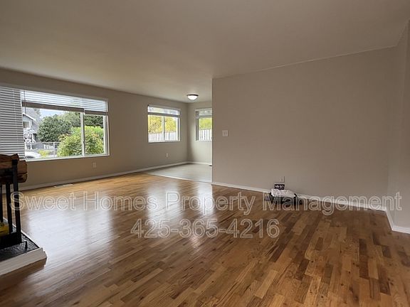 3rd image of 5228 18th Ave SW