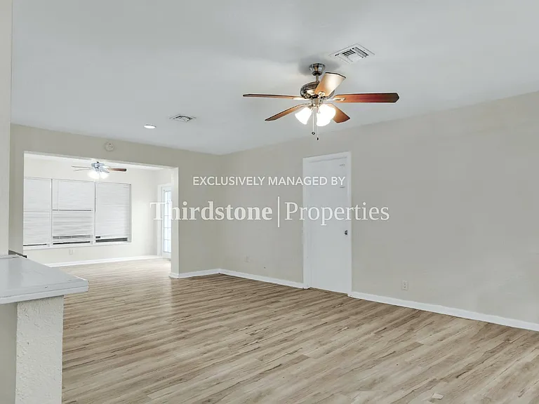 3002 Arthur St #33021 — Photo 8
