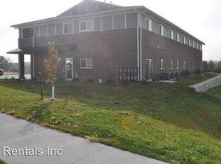511 State St APT 209, Tiffin, IA 52340