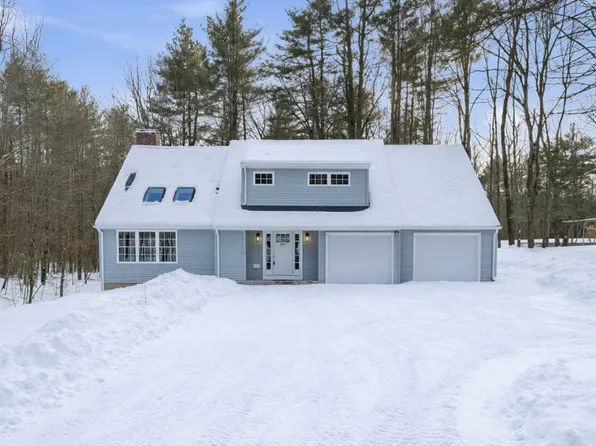 122 Jewett St, Pepperell, MA 01463