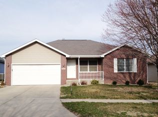 5024 NW 2nd St, Lincoln, NE 68521
