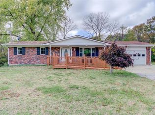 1221 Birdie Hills Rd, Saint Peters, MO 63376