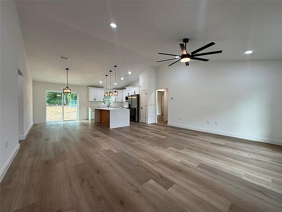 3rd image of 3641 SE 140th Pl