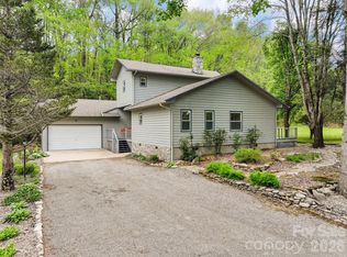 287 Caldwell Dr, Maggie Valley, NC 28751