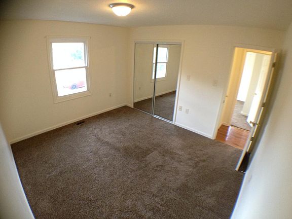 4th image of 405 Oriole Dr