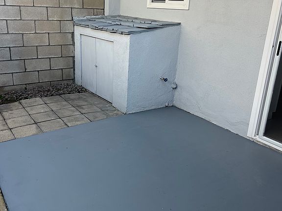 4th image of 12041 Bailey St #4