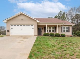 164 McCullough Rd, Mocksville, NC 27028