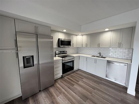 4th image of 8635 NW 8th St APT 211