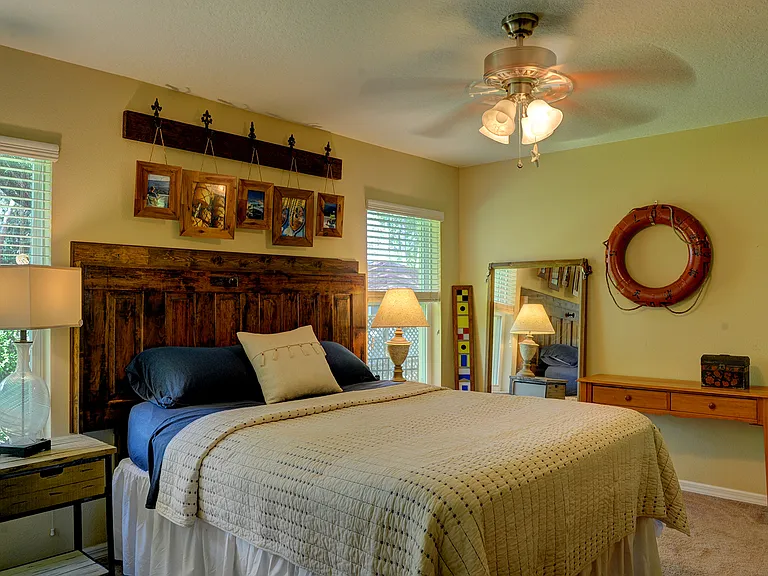 220 N Country Club Dr — Photo 11