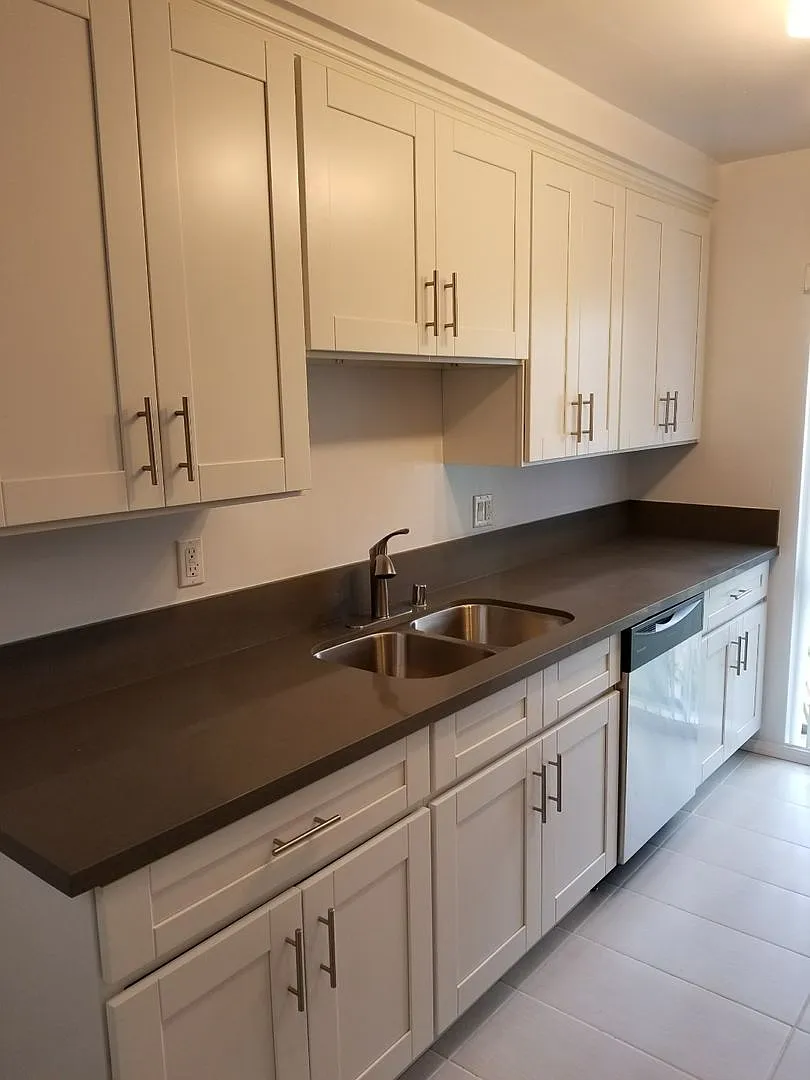 7607 Norton Ave — Photo 3