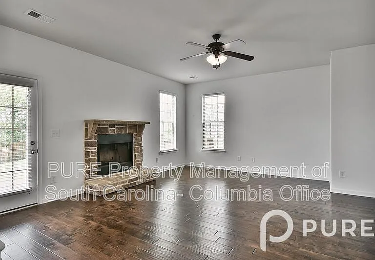 522 Moulton Way — Photo 13