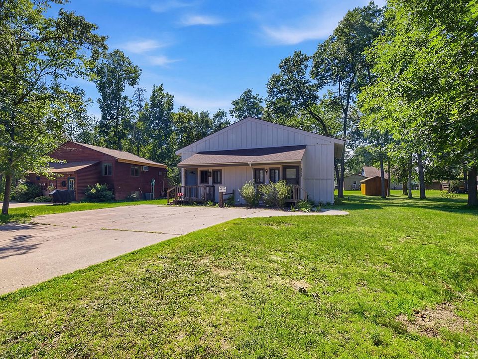 1st image of 30325 N Pinewood Dr