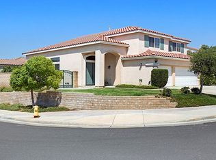 23701 Oakhurst Dr, Newhall, CA 91321