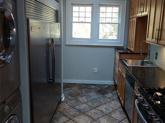 3rd image of 864 Charles Allen Dr NE APT 6