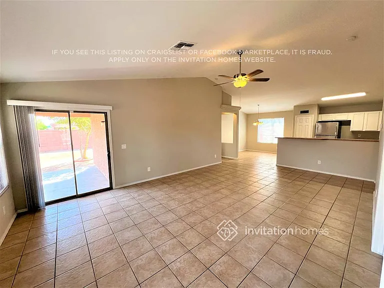 14702 N 124th Ln — Photo 2
