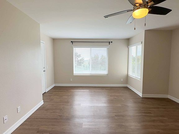 5th image of 5804 Lauretta St APT 4