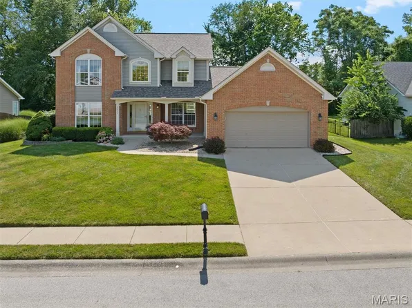 1211 Conrad Ln, O'Fallon, IL 62269