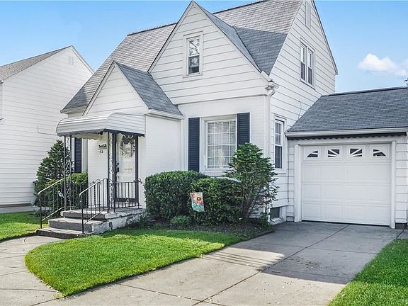 2nd image of 52 Linden Ave