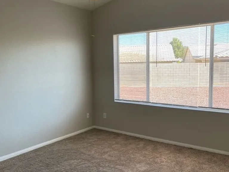 4334 Yorkwood Dr — Photo 13