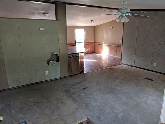 2nd image of 412 N 80th St