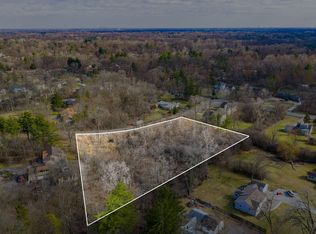 25099 Edgemont Dr, Southfield, MI 48033