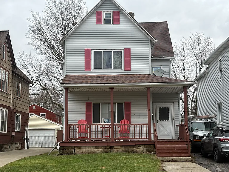 212 Abbott Rd #2 — Photo 1