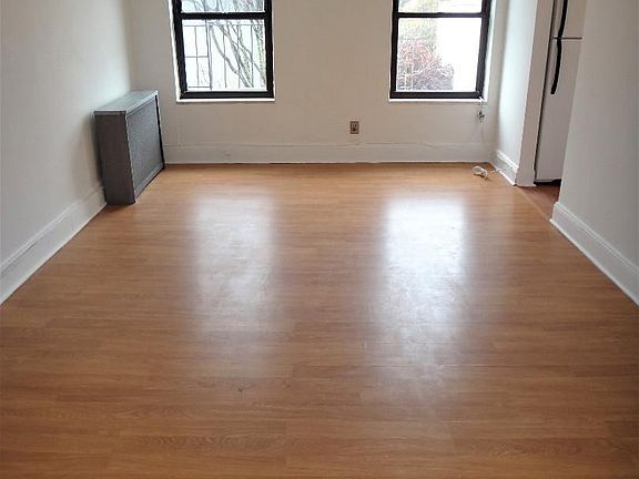 5th image of 480 Henry St APT 3