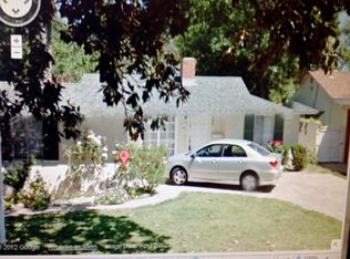 17452 Stagg St, Northridge, CA 91325