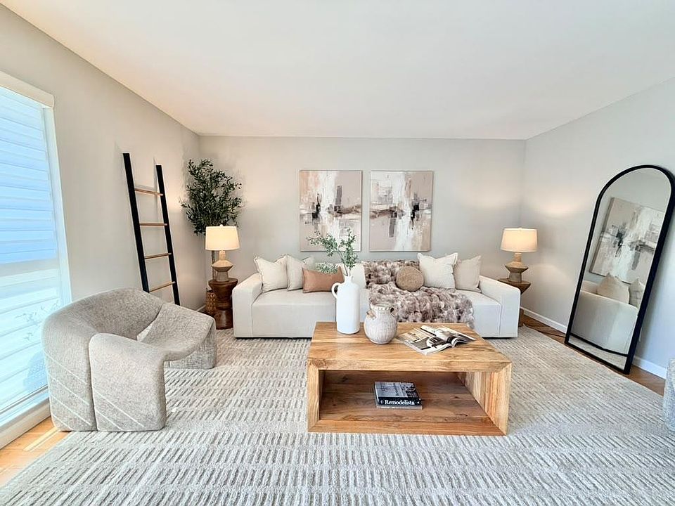 1st image of 453 N Rengstorff Ave APT 20