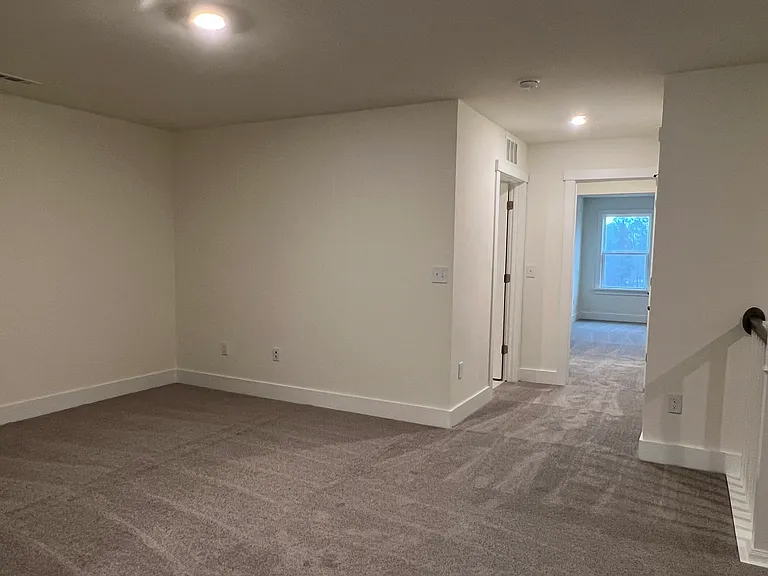 2088 Shaded Knoll Rd — Photo 10