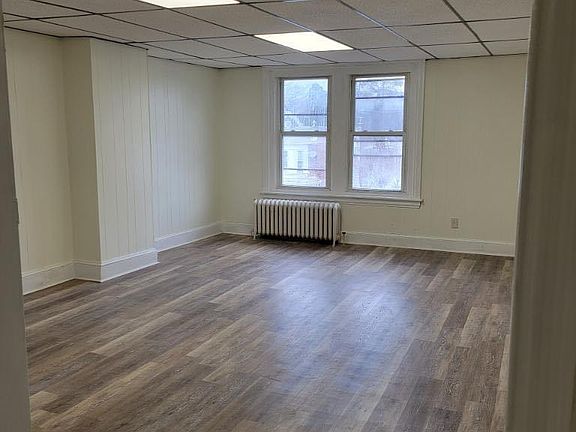 4th image of 106 McKinley Ave APT 3