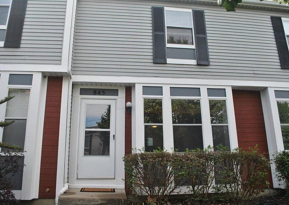 1st image of 845 Pine Way Dr