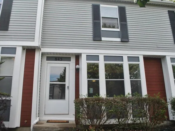 845 Pine Way Dr, Columbus, OH 43085