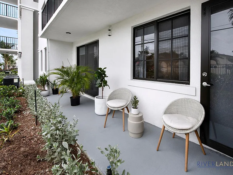Riverland Apartments — Photo 21