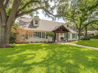 3832 Arroyo Rd, Fort Worth, TX, 76109