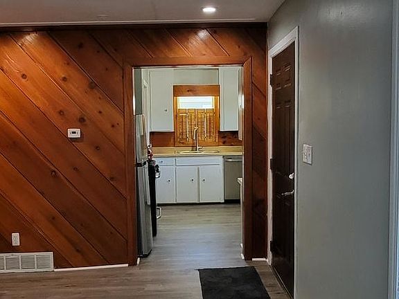 Sitting room to kitchen