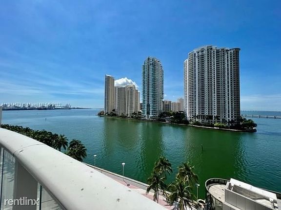 3rd image of 300 Biscayne Blvd #Loft816