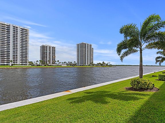 3rd image of 28 Yacht Club Drive #102