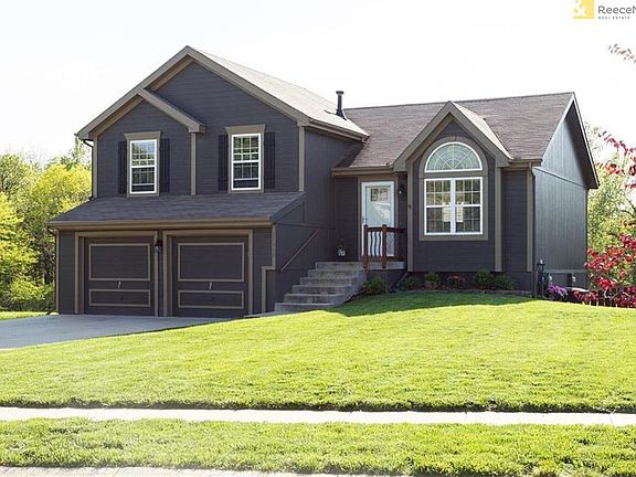 Beautiful trees and view behind the home.