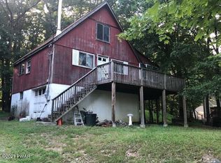 187 N Lake Dr, Dingmans Ferry, PA 18328