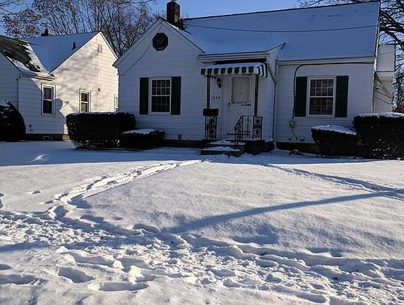 2nd image of 1340 Falls Ave