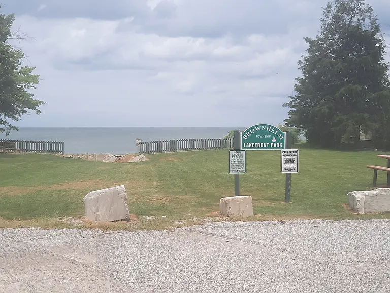 Lakefront Park