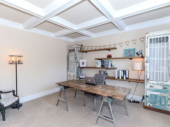 Office-Coiffured Ceiling