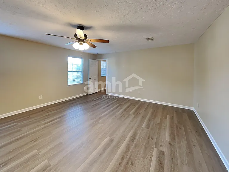 3404 Boxelder Way — Photo 8