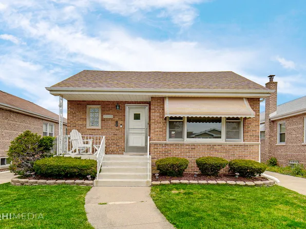 3128 W 102nd St, Evergreen Park, IL 60805