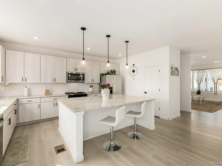 16722 Umatilla St — Photo 11