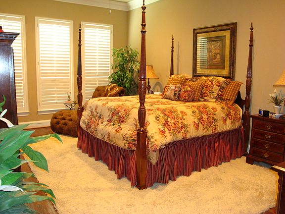 5th image of 6908 Grand Hollow Dr